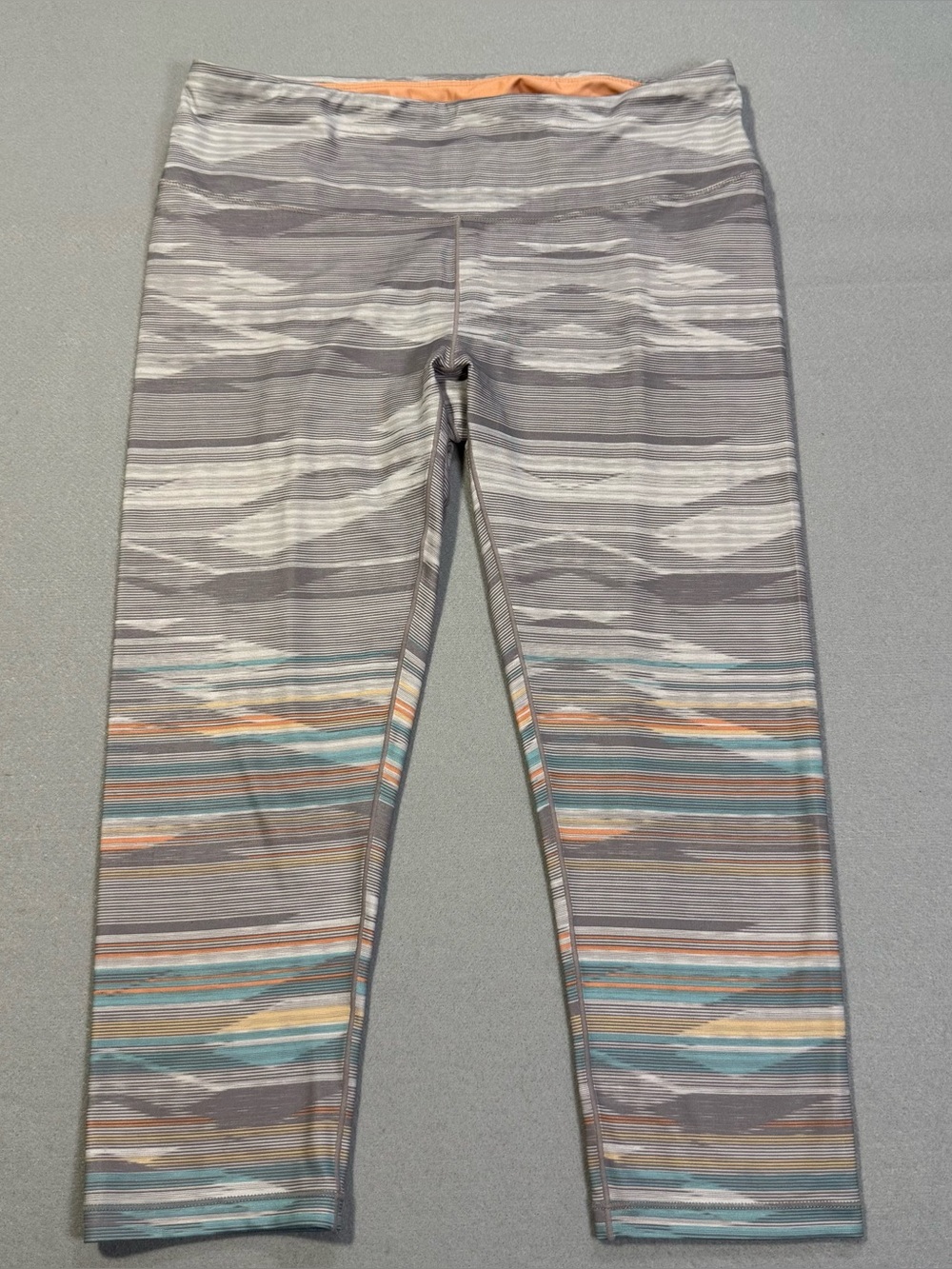 PrAna Yoga Legging Women’s Sz L Gray Pillar Ashley Sunrise Pockets Capri Pockets